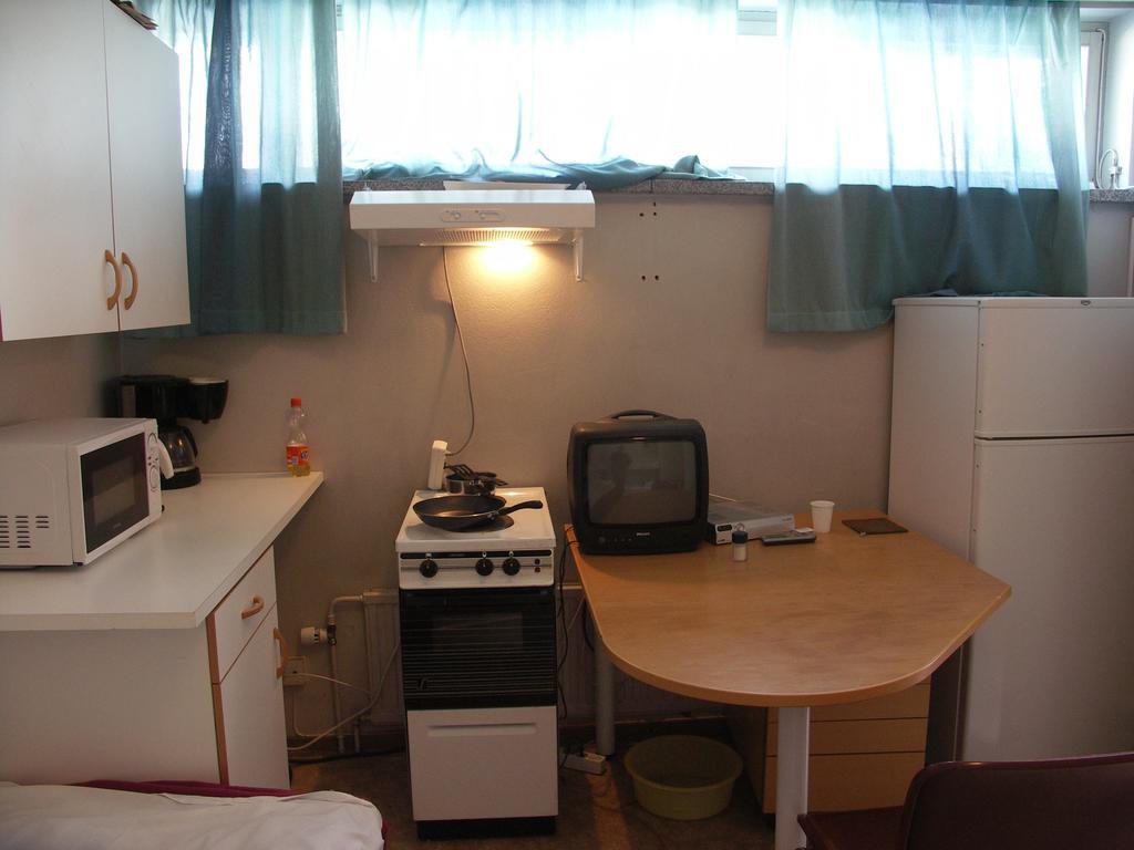 Asuntohotelli Hotel Petkele 哈米纳 客房 照片